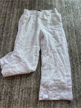 Tahari White Wide Leg Flowy Bottoms - Lightweight Gauze Cotton